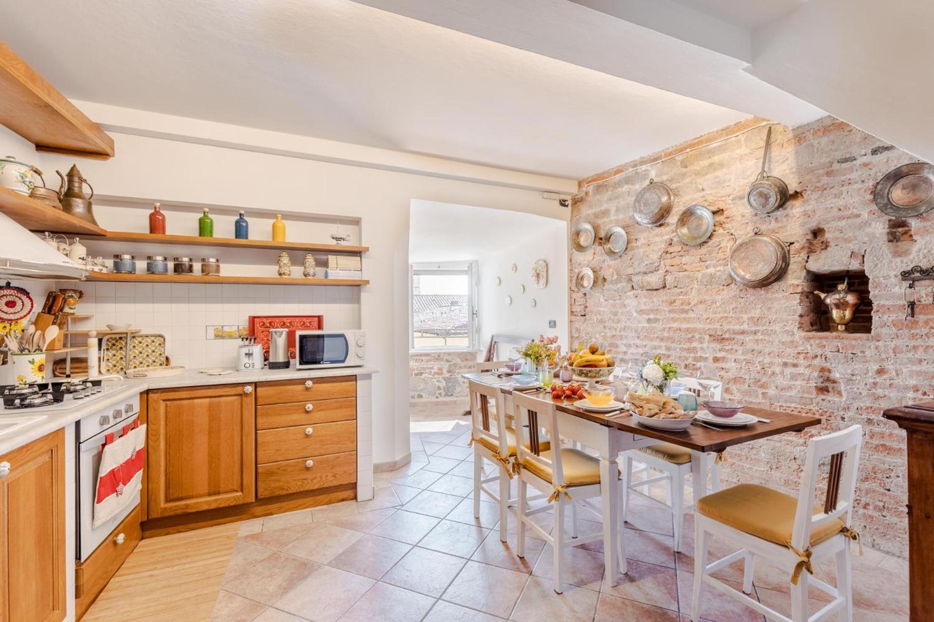 Casa La Guardia, A Classic 3 Bedrooms