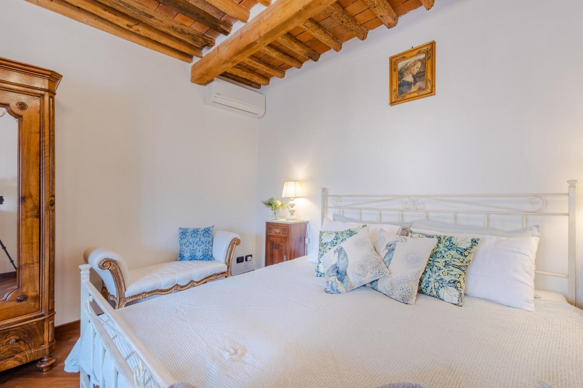 Apartment Casa La Guardia, A Classic 3 Bedrooms