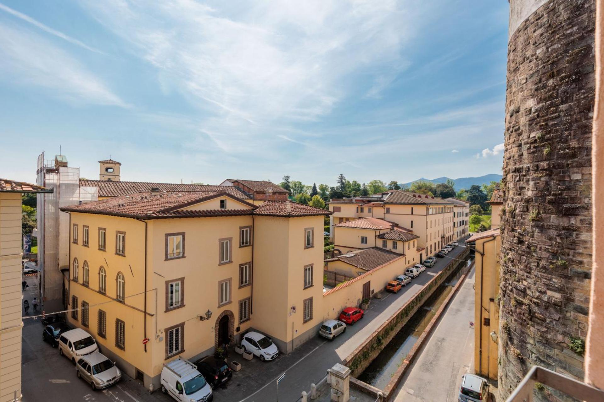 Apartment Casa La Guardia, A Classic 3 Bedrooms *